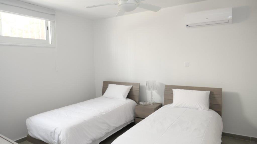 Resitour - Apollo Beach Villa 37 Klorakas Eksteriør billede